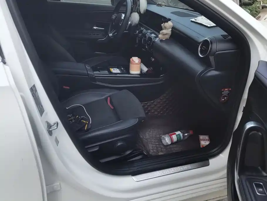 Mercedes-Benz A-Class — миниатюра 8