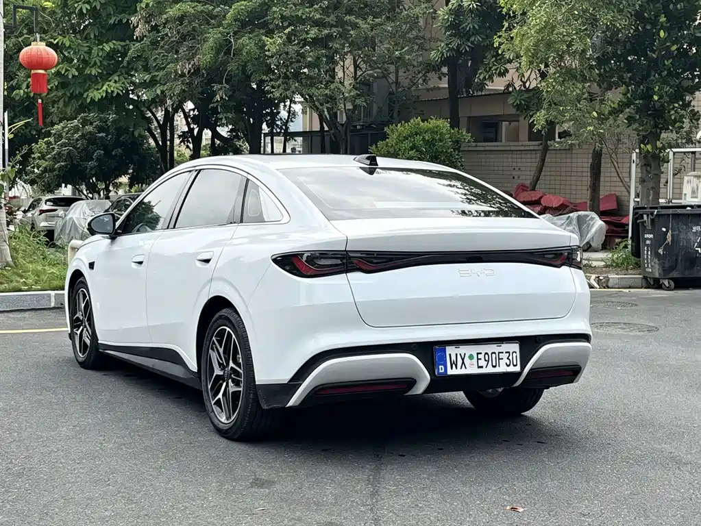 BYD Seal 06 06 2025 EV 545KM Flagship