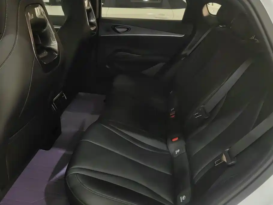 BYD Seal 06 — миниатюра 11