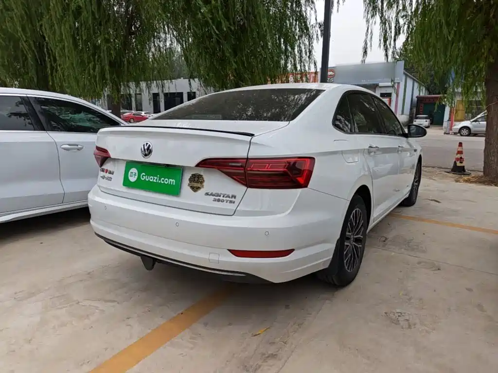 Volkswagen Sagitar — миниатюра 7