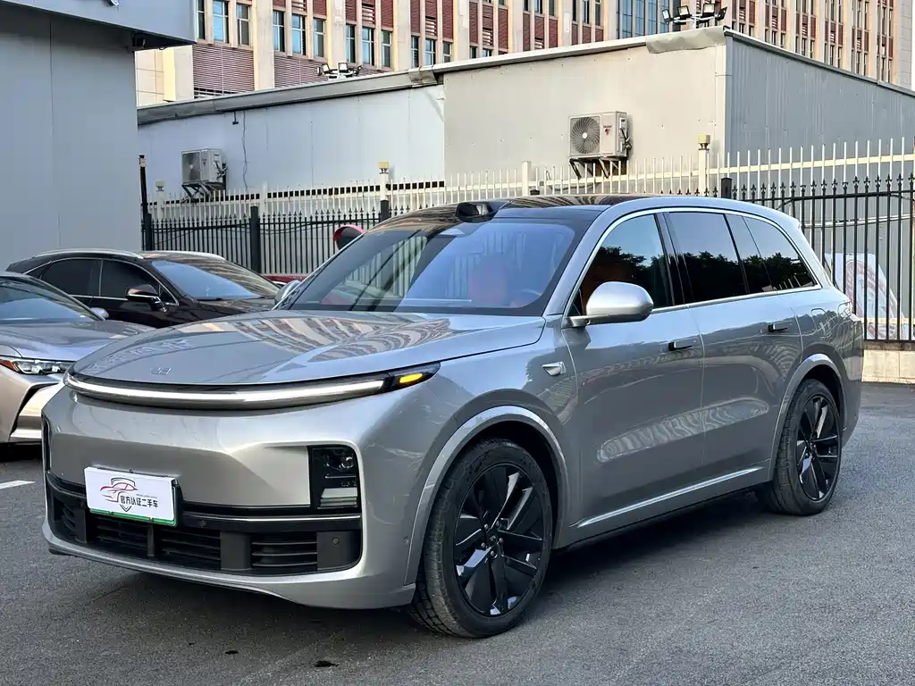 Li Auto Li L8