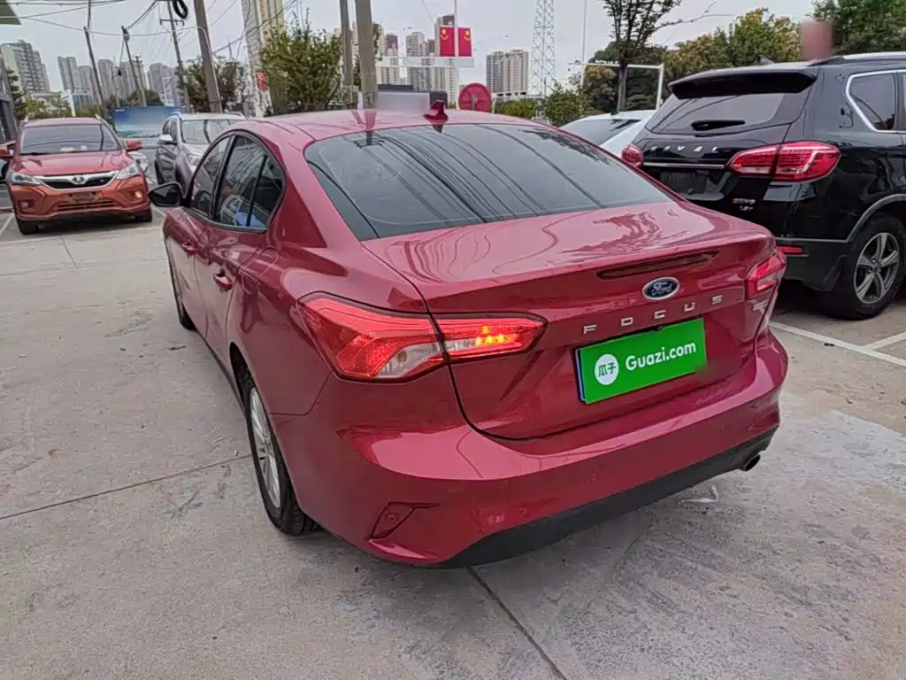 Ford Focus — миниатюра 5