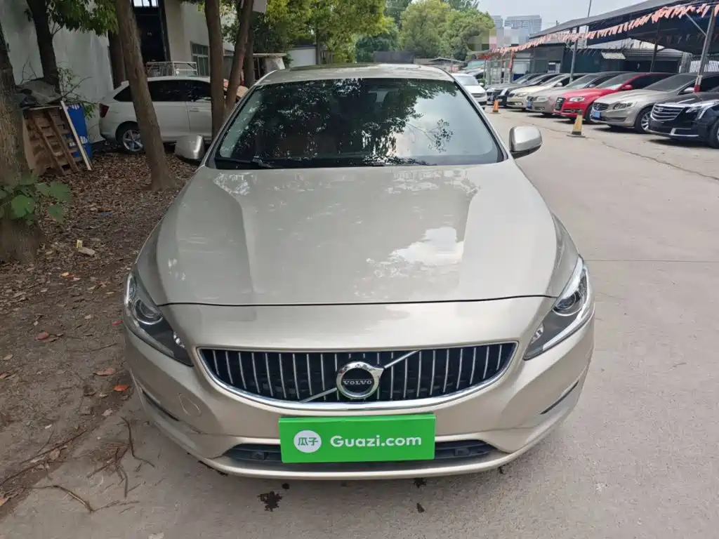 Volvo S60 — миниатюра 3