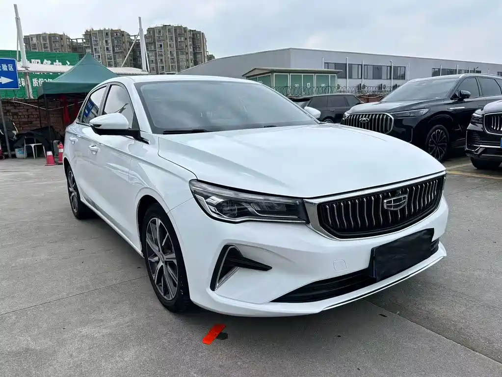 Geely Emgrand — миниатюра 3