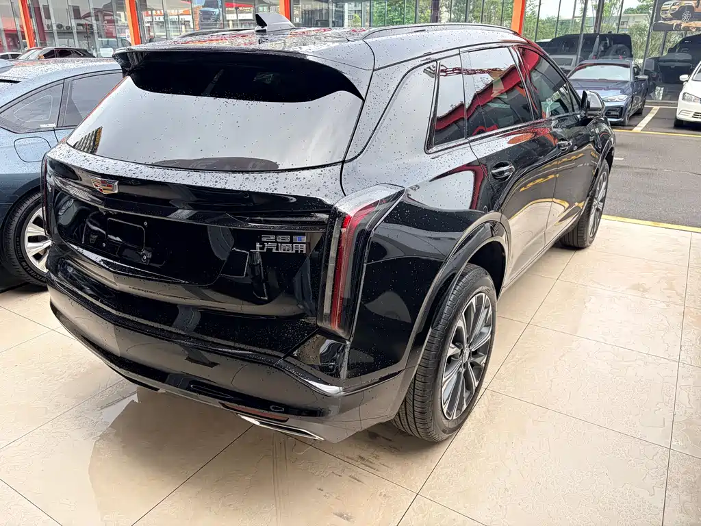 Cadillac XT5 — миниатюра 5