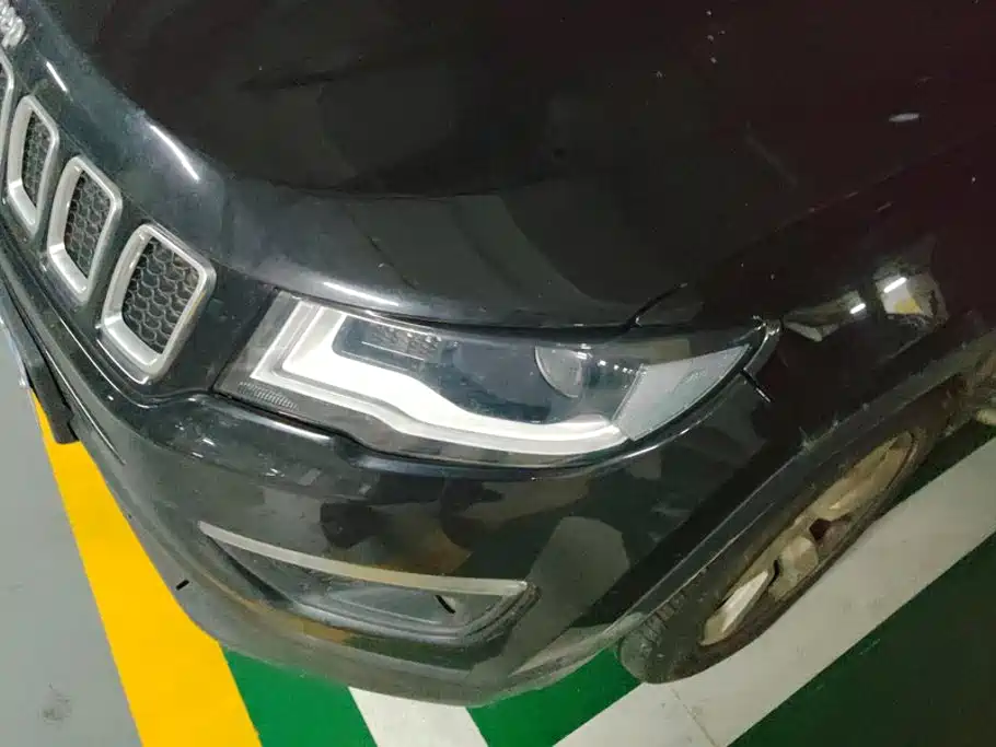 Jeep Compass — миниатюра 5