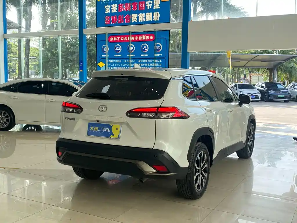 Toyota Frontlander — миниатюра 12