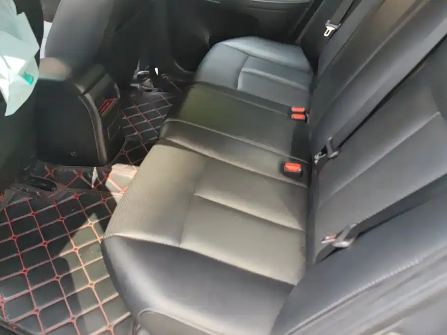 Nissan Sylphy — миниатюра 10