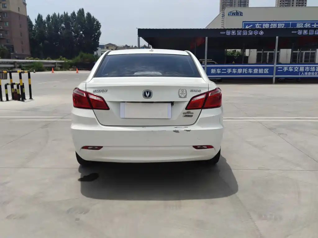 Changan Eado 2014 1.6L MT Luxury