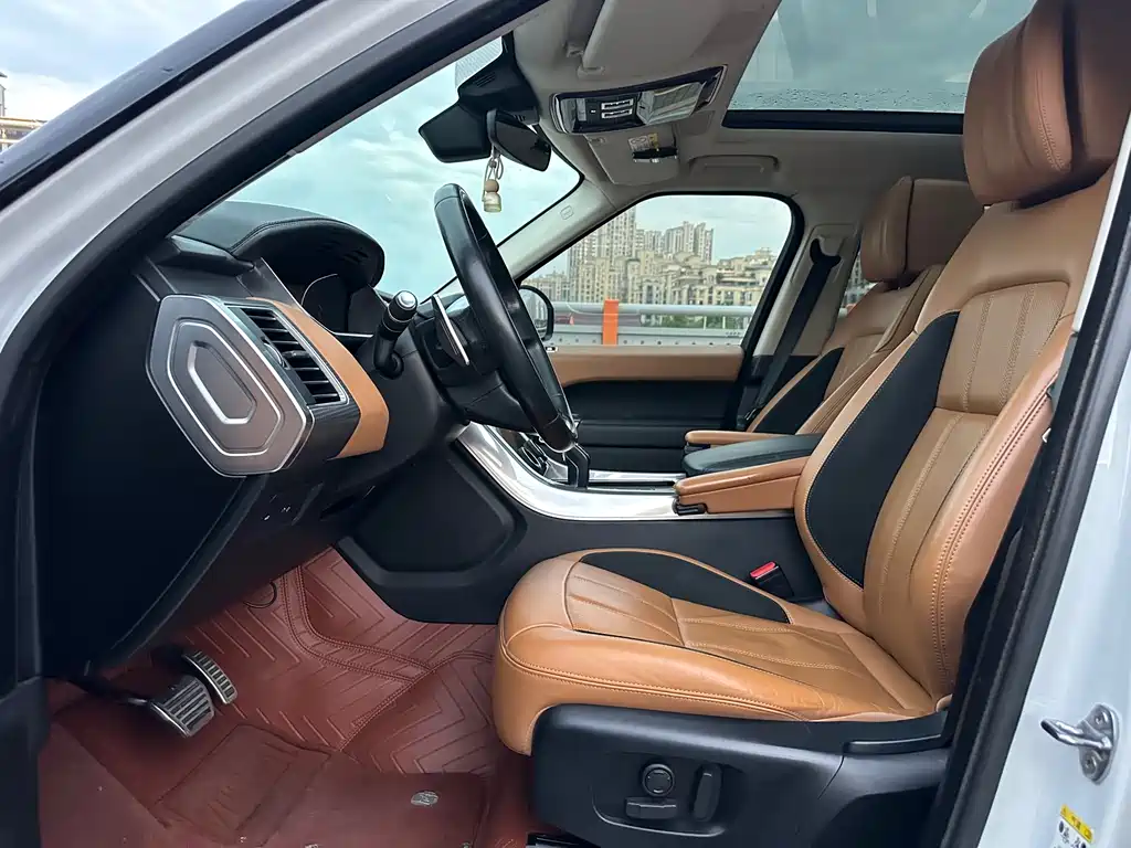 Land Rover Range Rover Sport 2020 3.0 L6 HSE DYNAMIC
