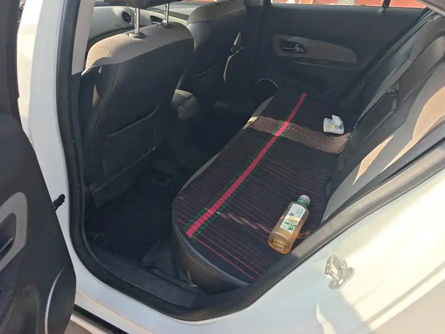 Chevrolet Cruze — миниатюра 11