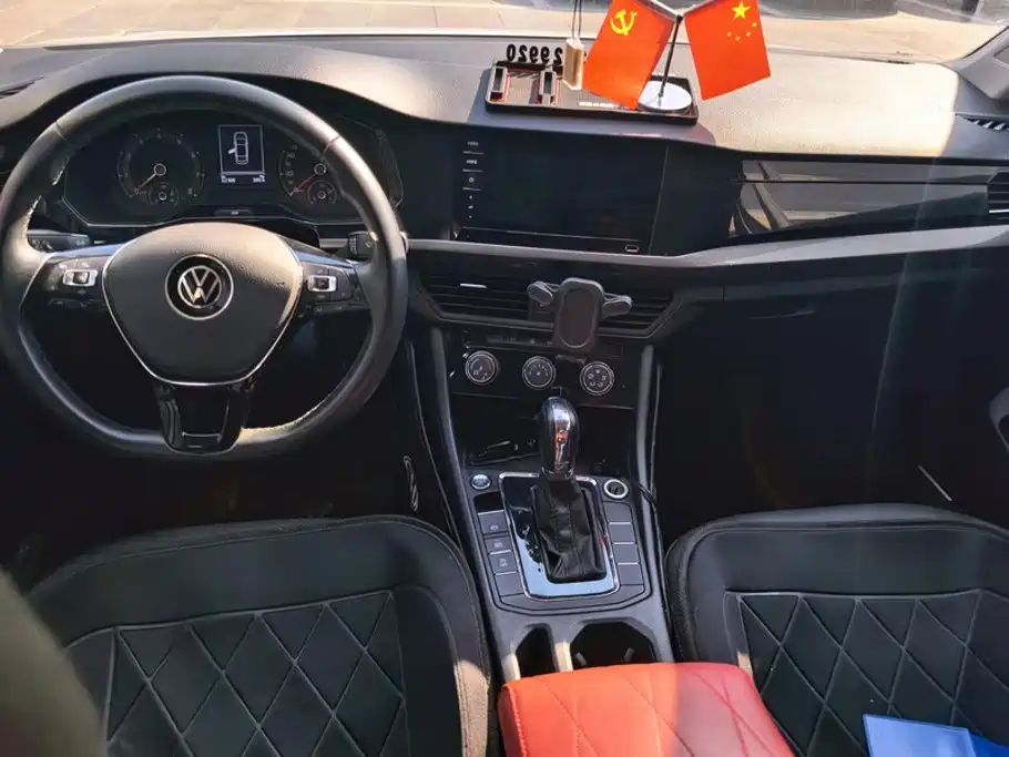 Volkswagen Bora — миниатюра 12