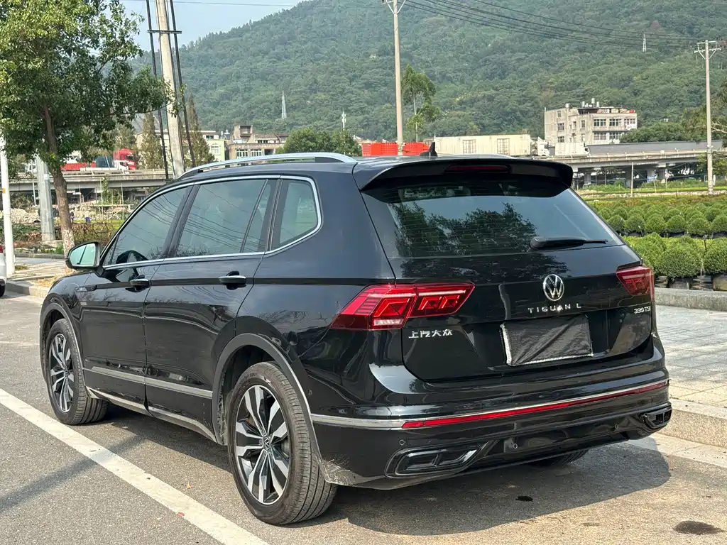Volkswagen Tiguan L — миниатюра 4