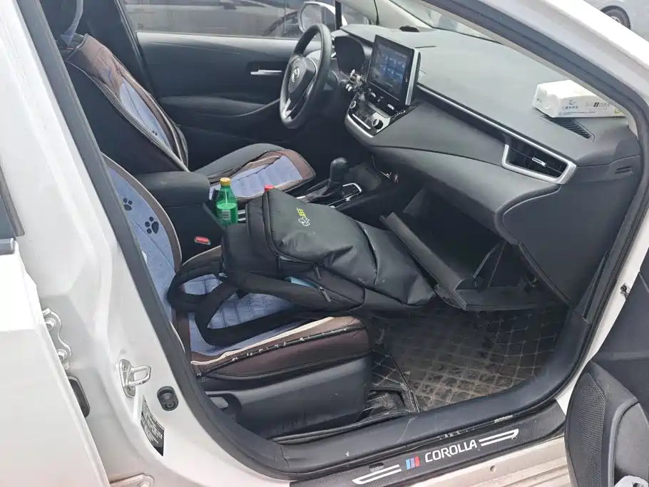 Toyota Corolla — миниатюра 8