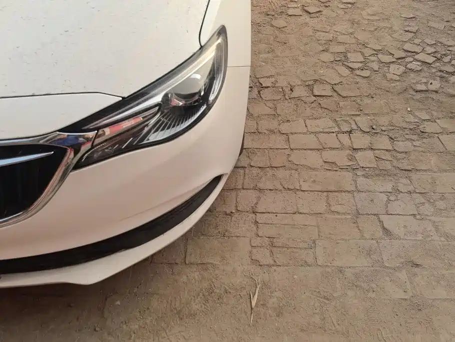 Buick Excelle — миниатюра 5