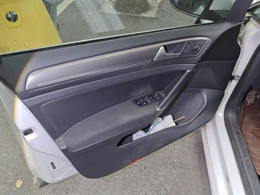 Volkswagen Golf — миниатюра 7