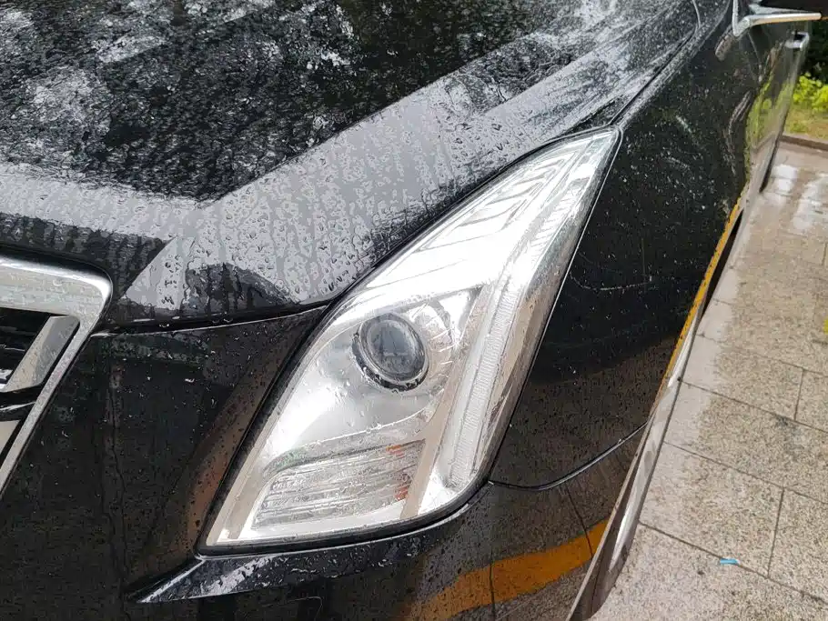 Cadillac XTS — миниатюра 5