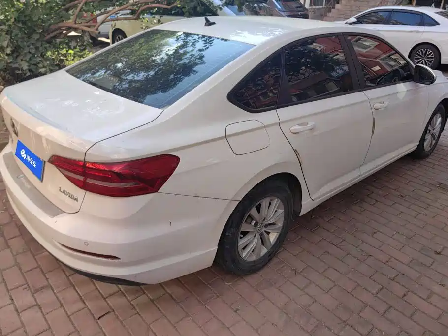 Volkswagen Lavida — миниатюра 3