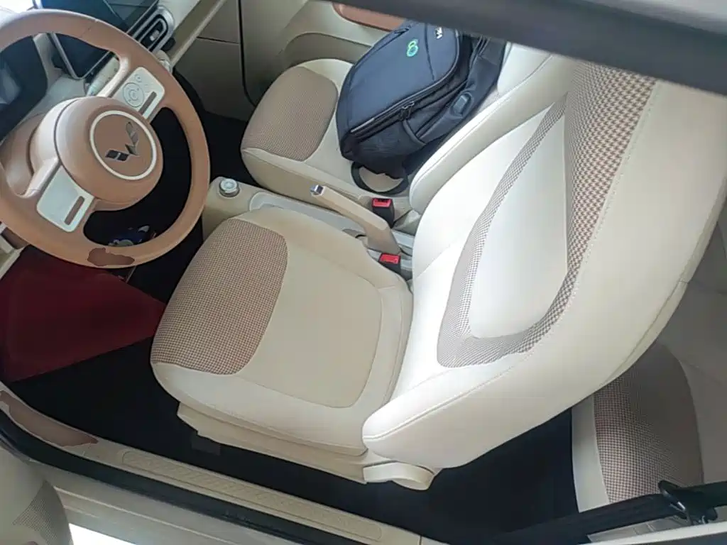 Wuling MINIEV — миниатюра 15