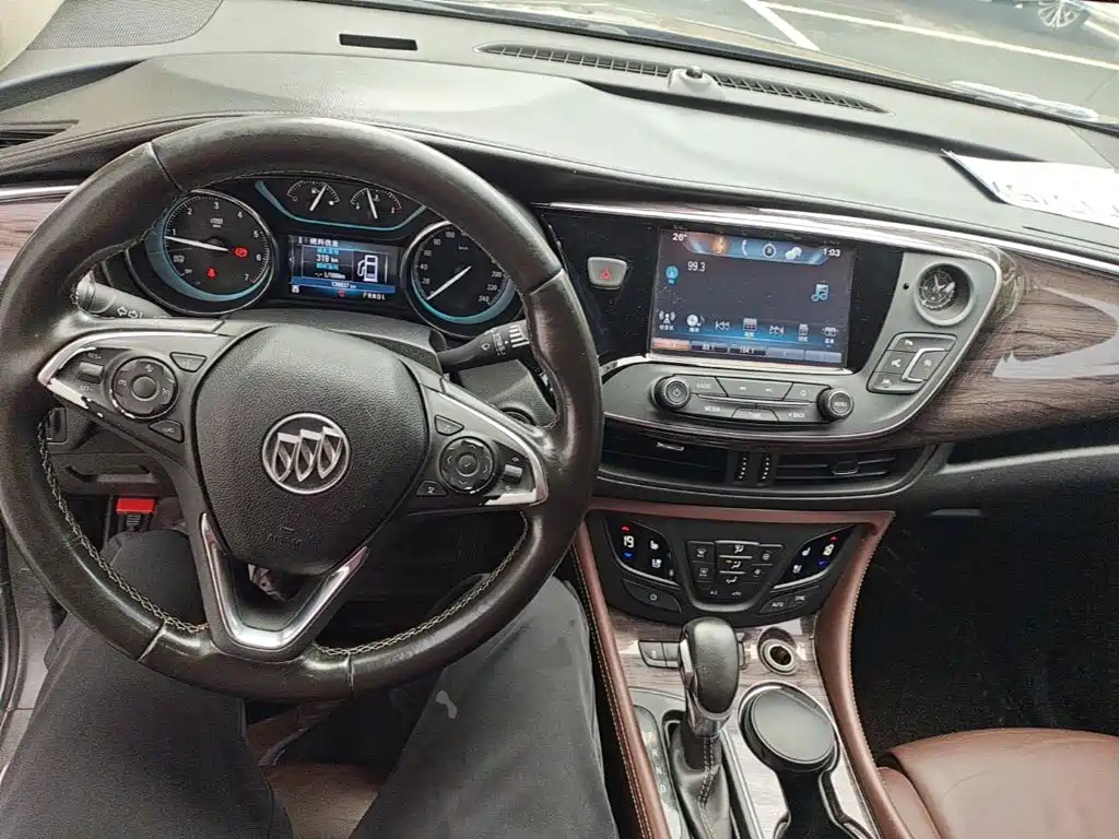 Buick Envision Plus — миниатюра 10