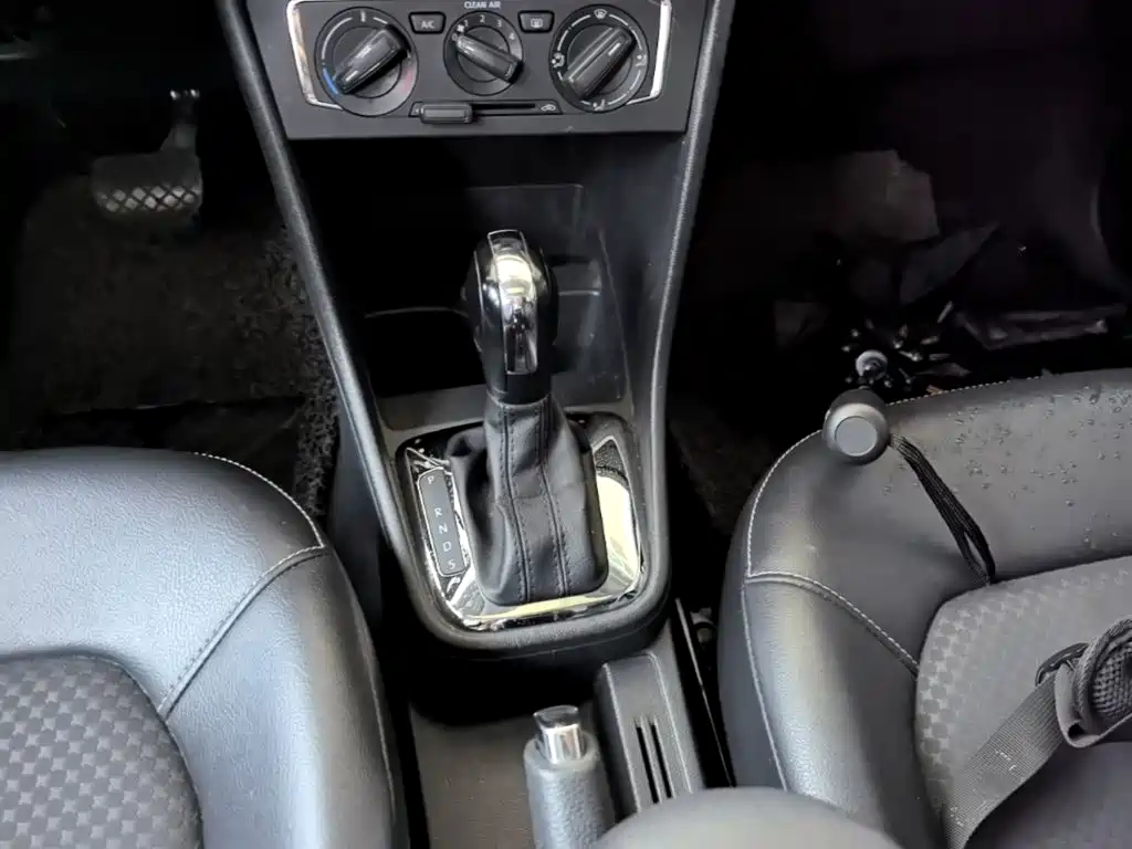 Volkswagen Santana — миниатюра 14