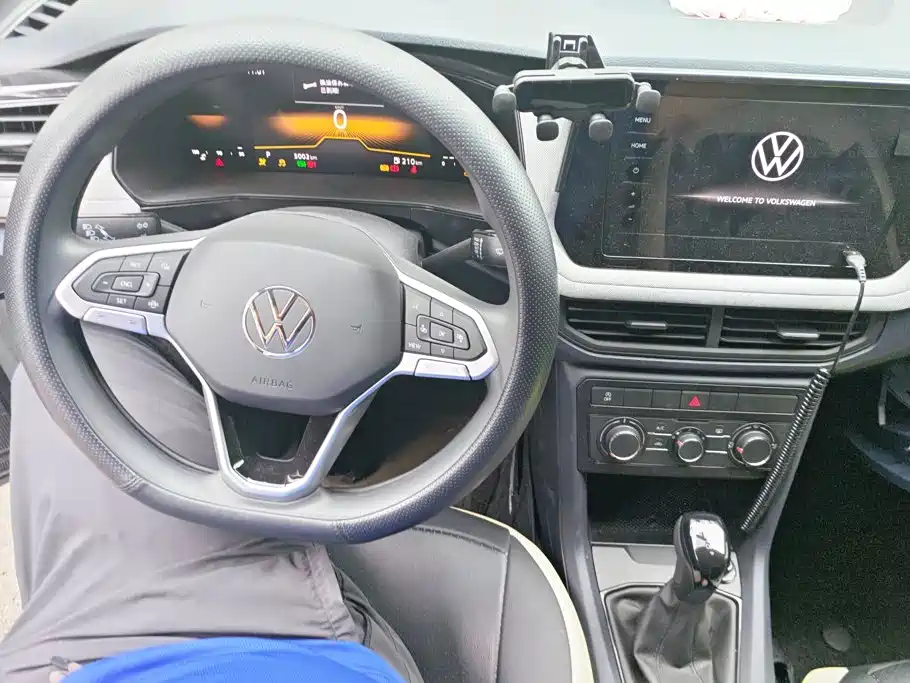 Volkswagen Tharu — миниатюра 12