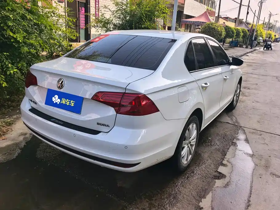 Volkswagen Bora — миниатюра 3