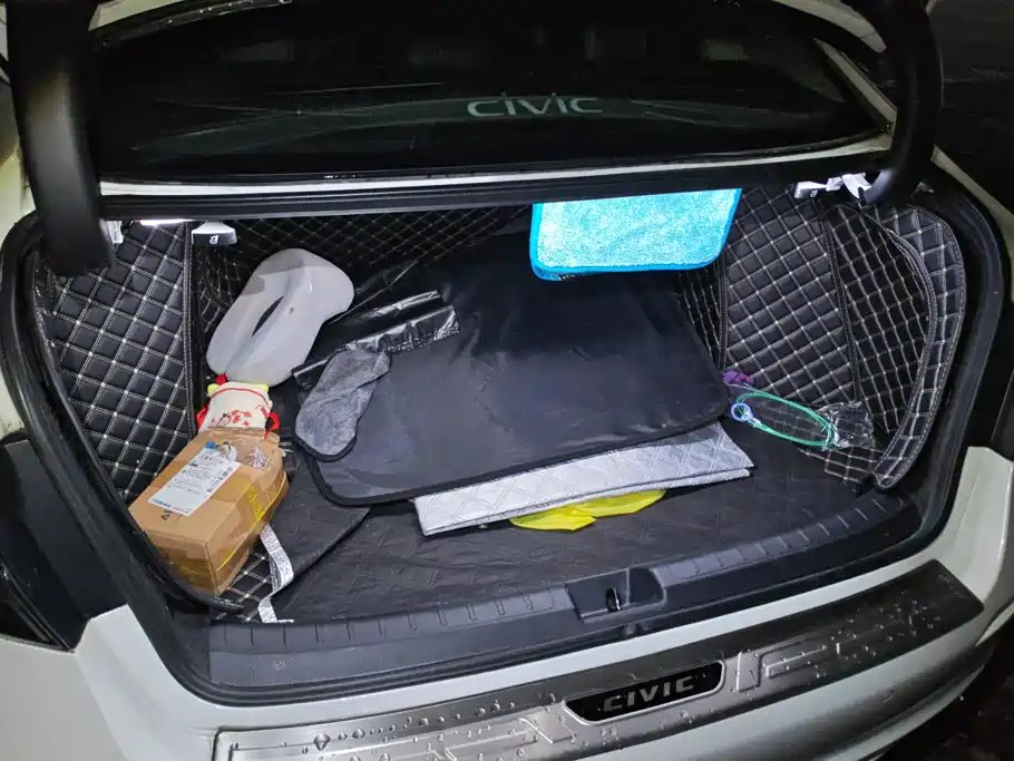 Honda Civic — миниатюра 4