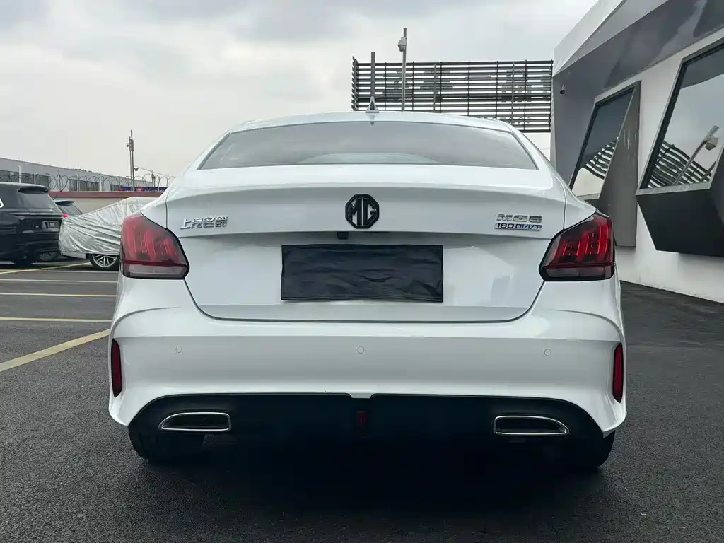 MG MG5 — миниатюра 8