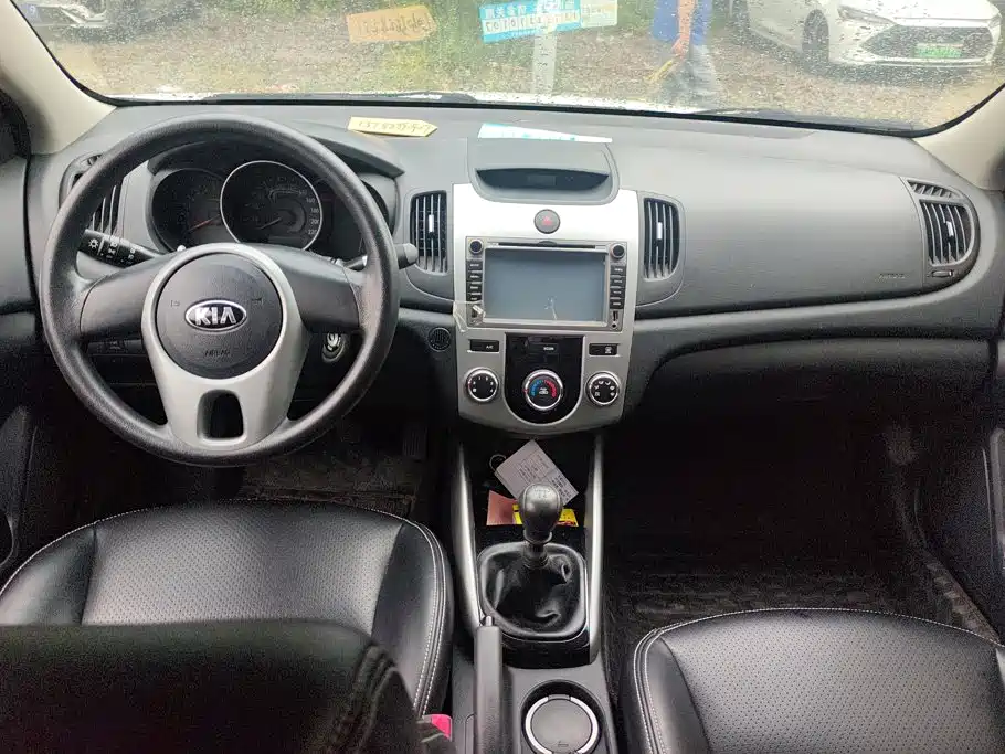 Kia Forte — миниатюра 12