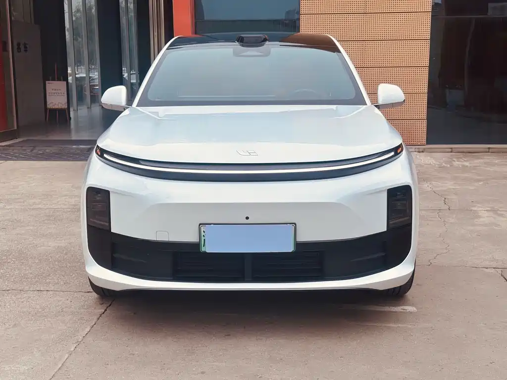 Li Auto Li L6 — миниатюра 2