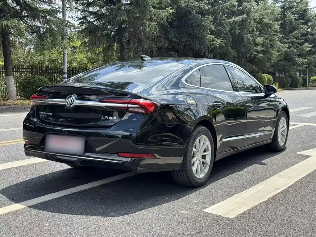 Buick LaCrosse — миниатюра 8