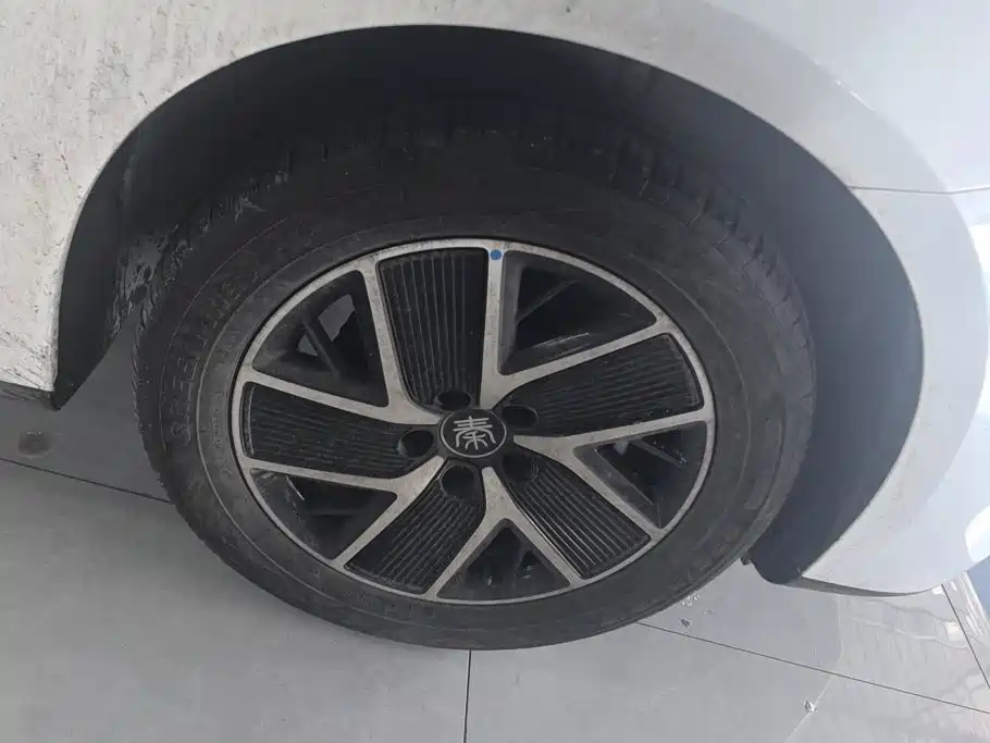 BYD Qin L — миниатюра 6