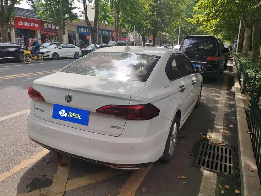 Volkswagen Bora — миниатюра 3