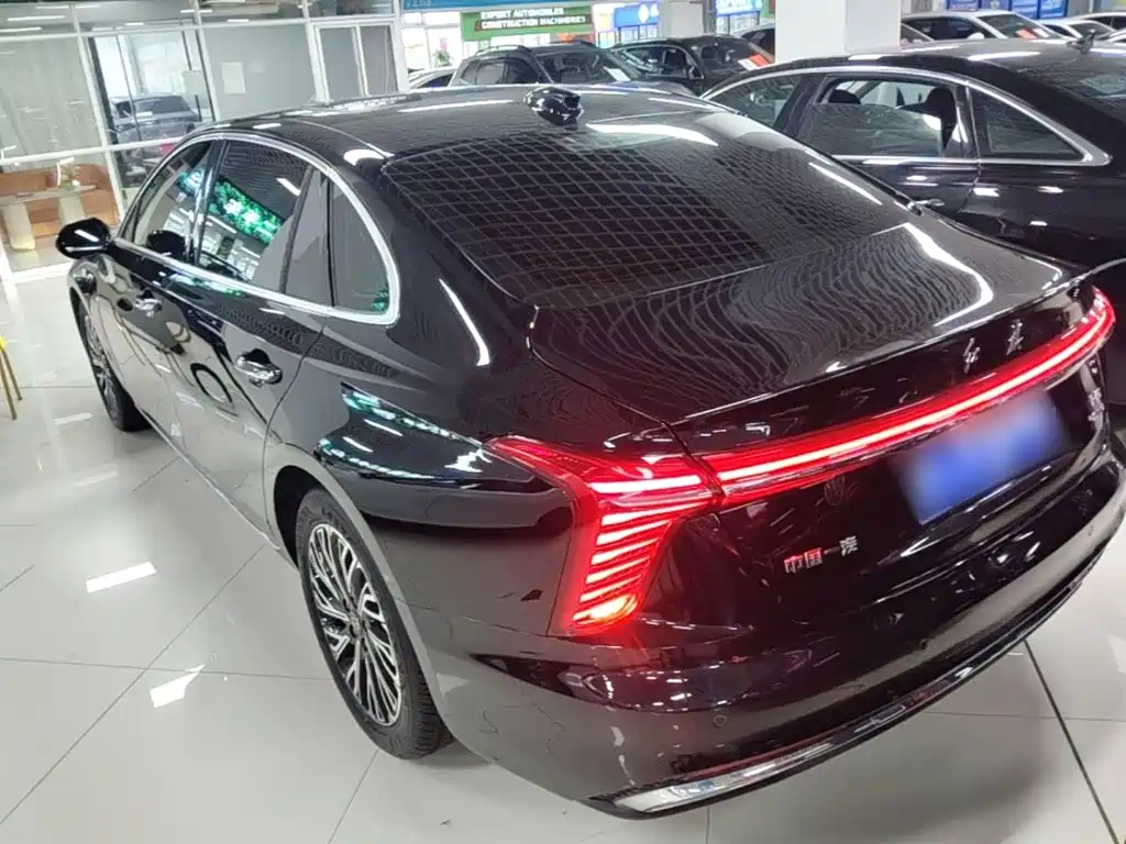 Hongqi Hongqi H5 — миниатюра 5