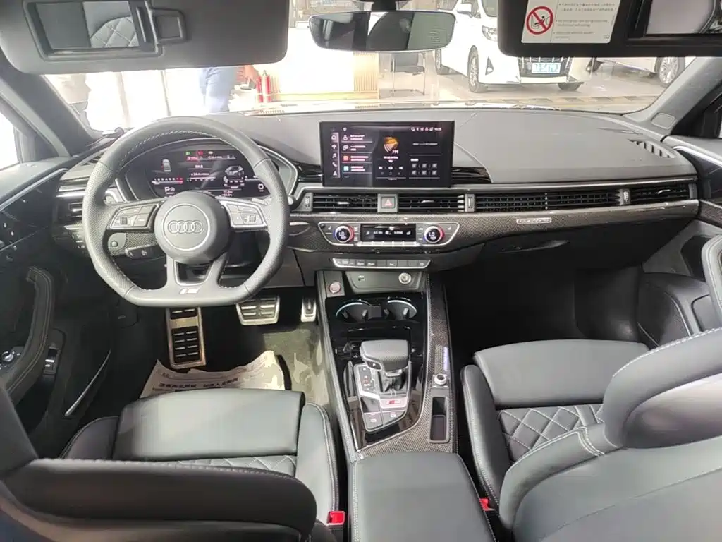 Audi S4 — миниатюра 10