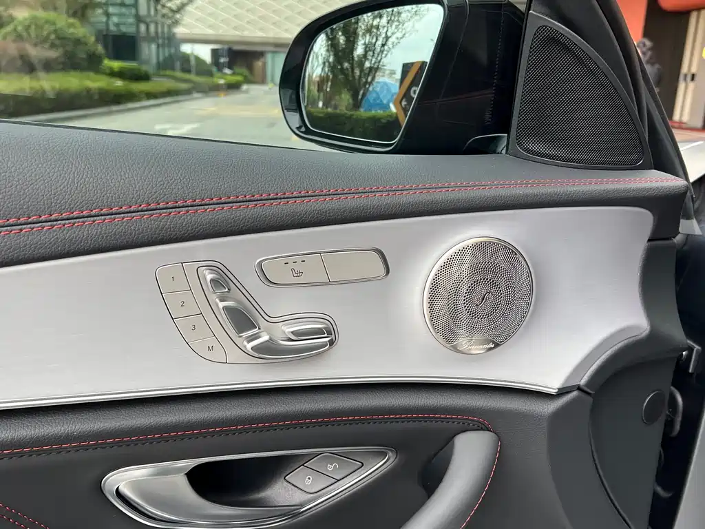 MERCEDES-BENZ E CLASS AMG