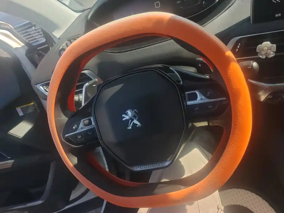 Peugeot 4008 — миниатюра 15