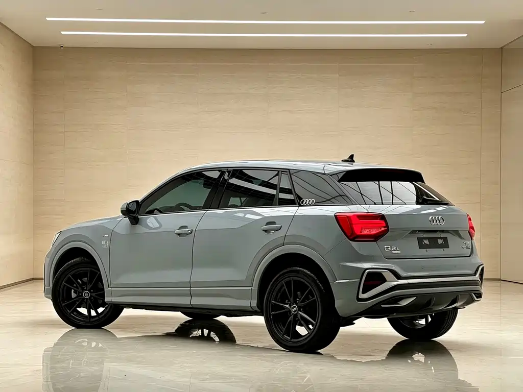 Audi Q2L — миниатюра 5