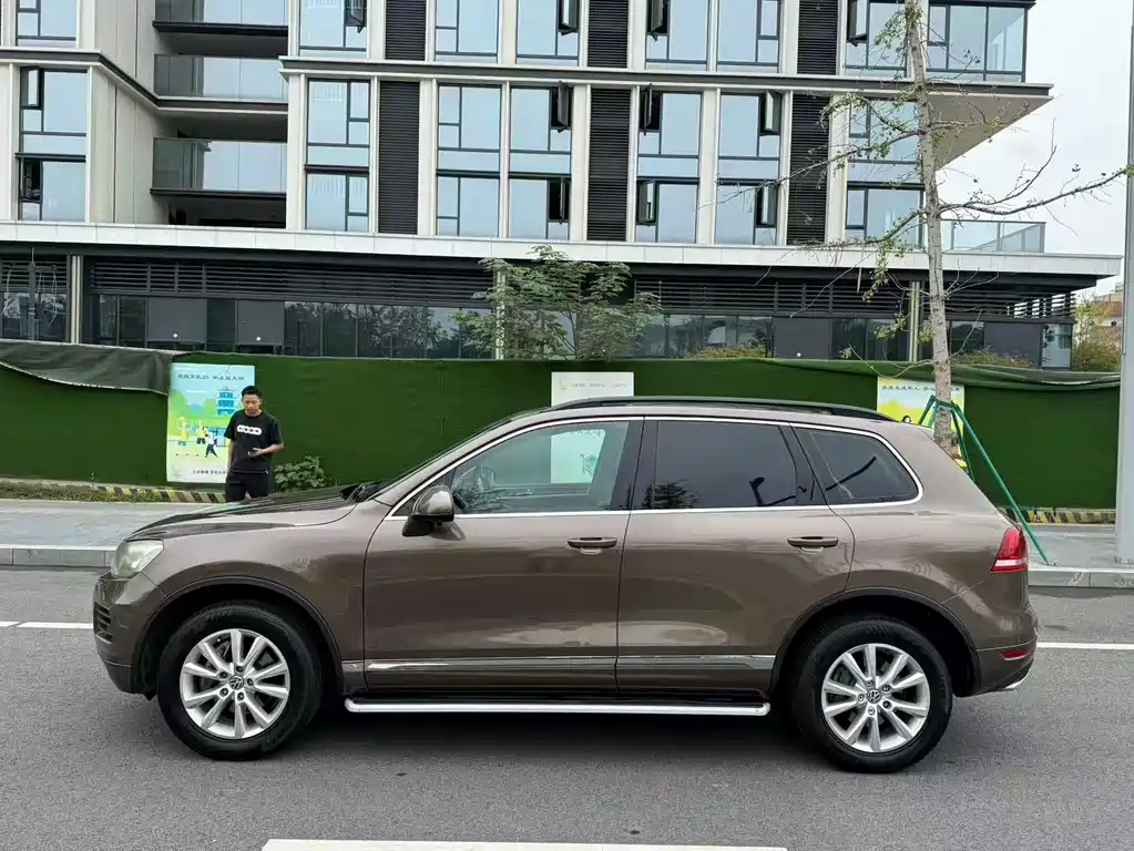Volkswagen Touareg — миниатюра 7