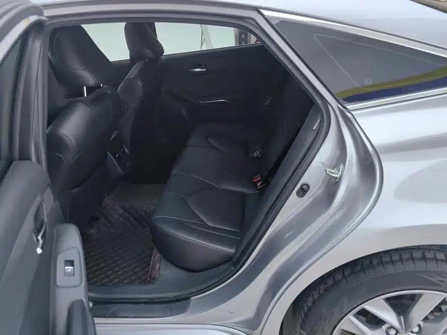 Toyota Avalon — миниатюра 11