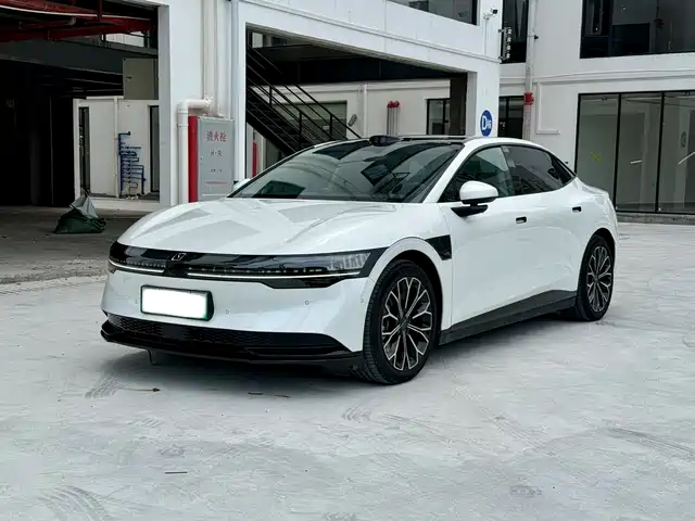 2024 Zeekr 007