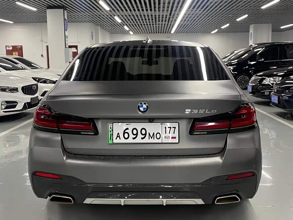 BMW 5 Series New Energy — миниатюра 15