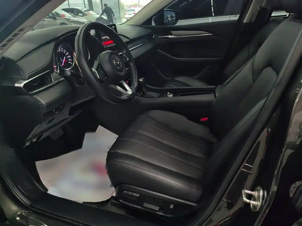 Mazda Atenza — миниатюра 8