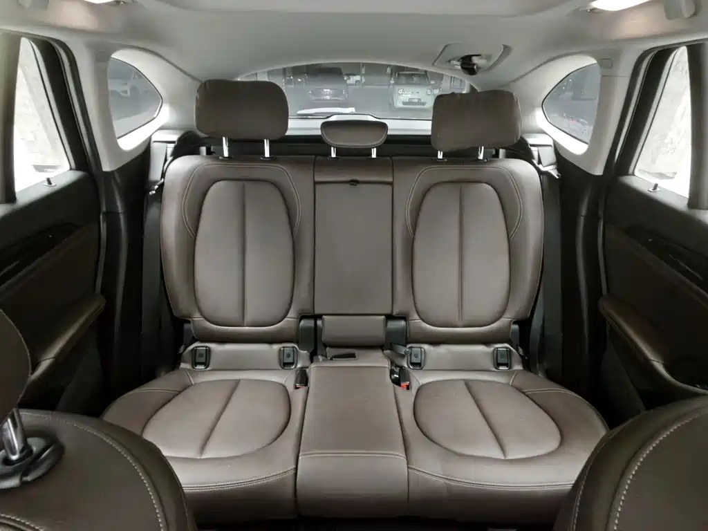 BMW X1 — миниатюра 15