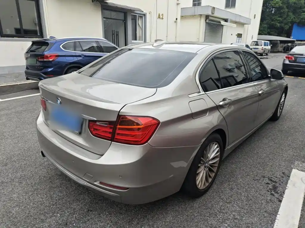 BMW 3 Series — миниатюра 7