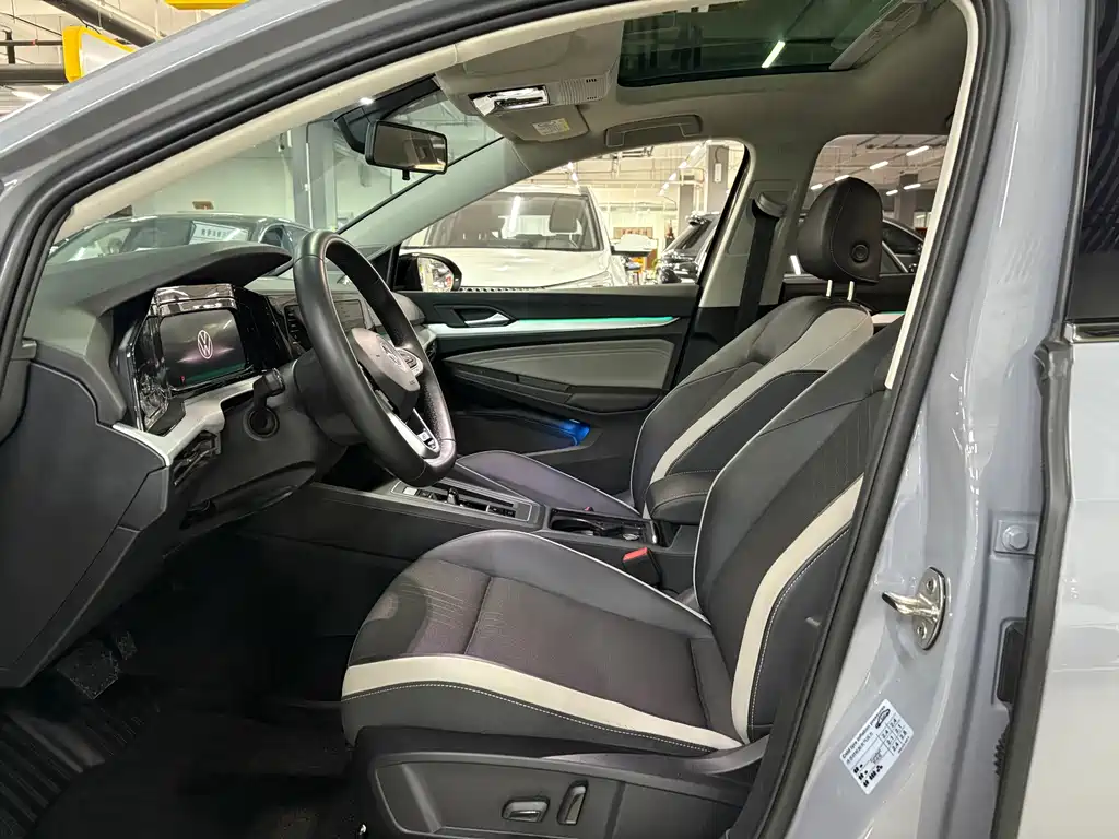 Volkswagen Golf — миниатюра 4