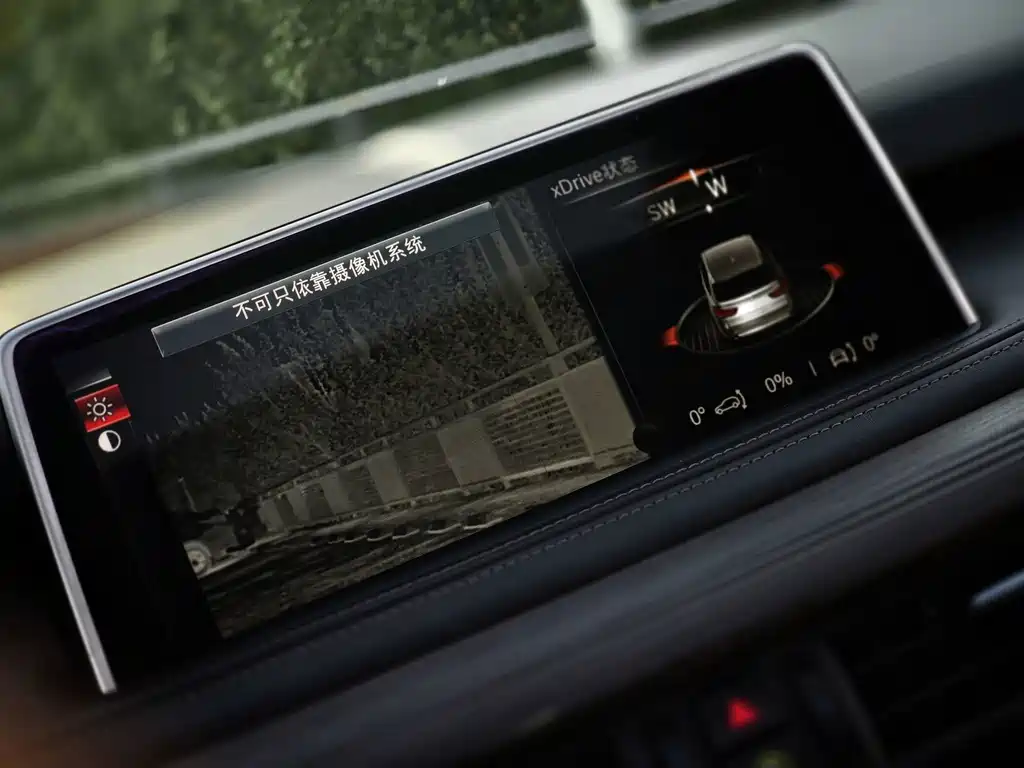 BMW X5 (Import) — миниатюра 24