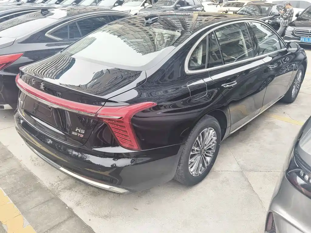 Hongqi Hongqi H5 — миниатюра 14