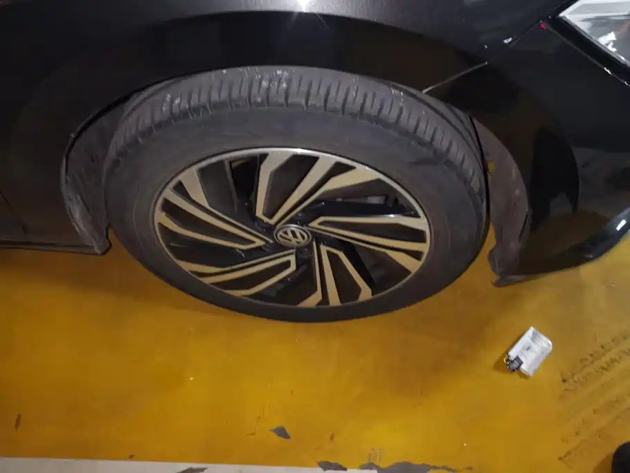Volkswagen Sagitar — миниатюра 6